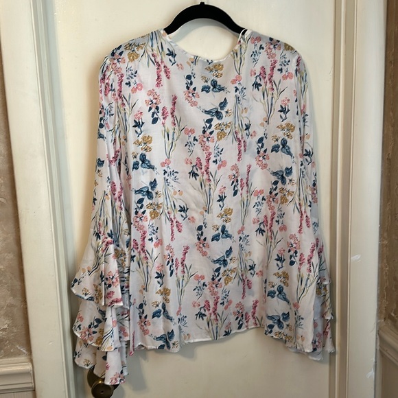 Chelsea & Theodore Pullover Floral Blouse Size XL - Picture 5 of 8